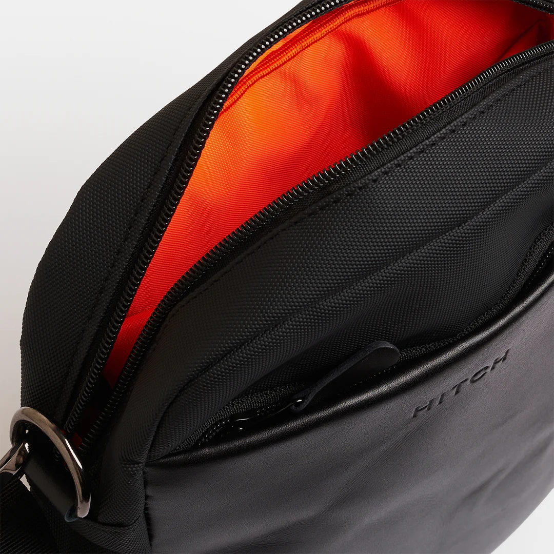 Courier - Crossbody Bag - Black - Image 4