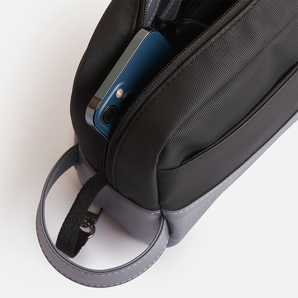 Pack — Compact Kit Bag - Black/Gray - Image 7